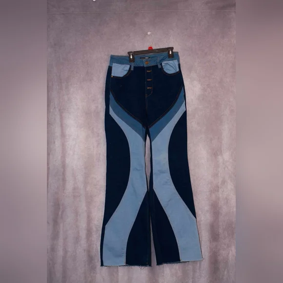 Fashion Nova Blue Denim Patchwork Flare Jeans ~ Size 11 - Picture 1 of 5